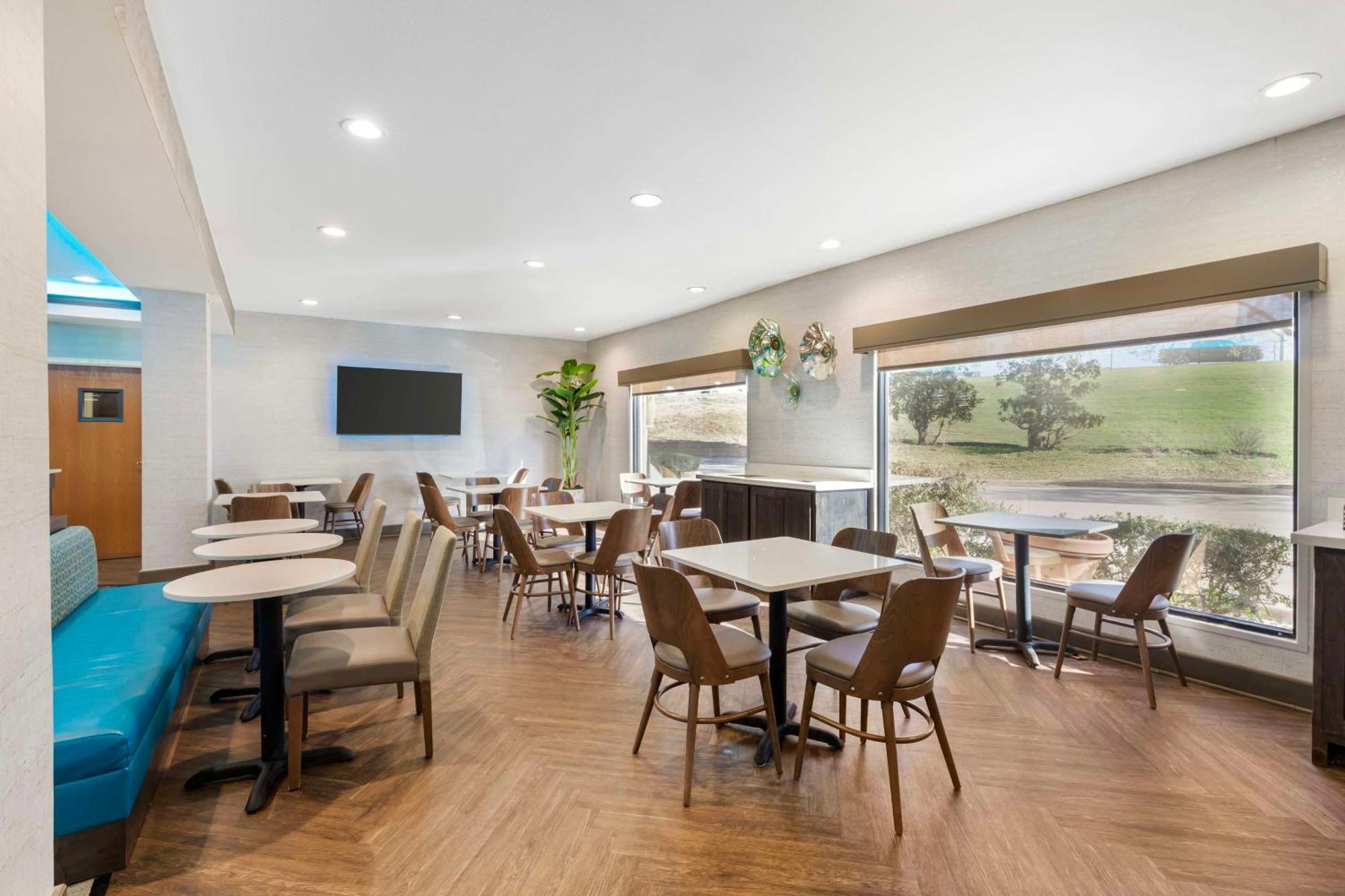 Best Western Plus Lewisville Flower Mound Exterior foto