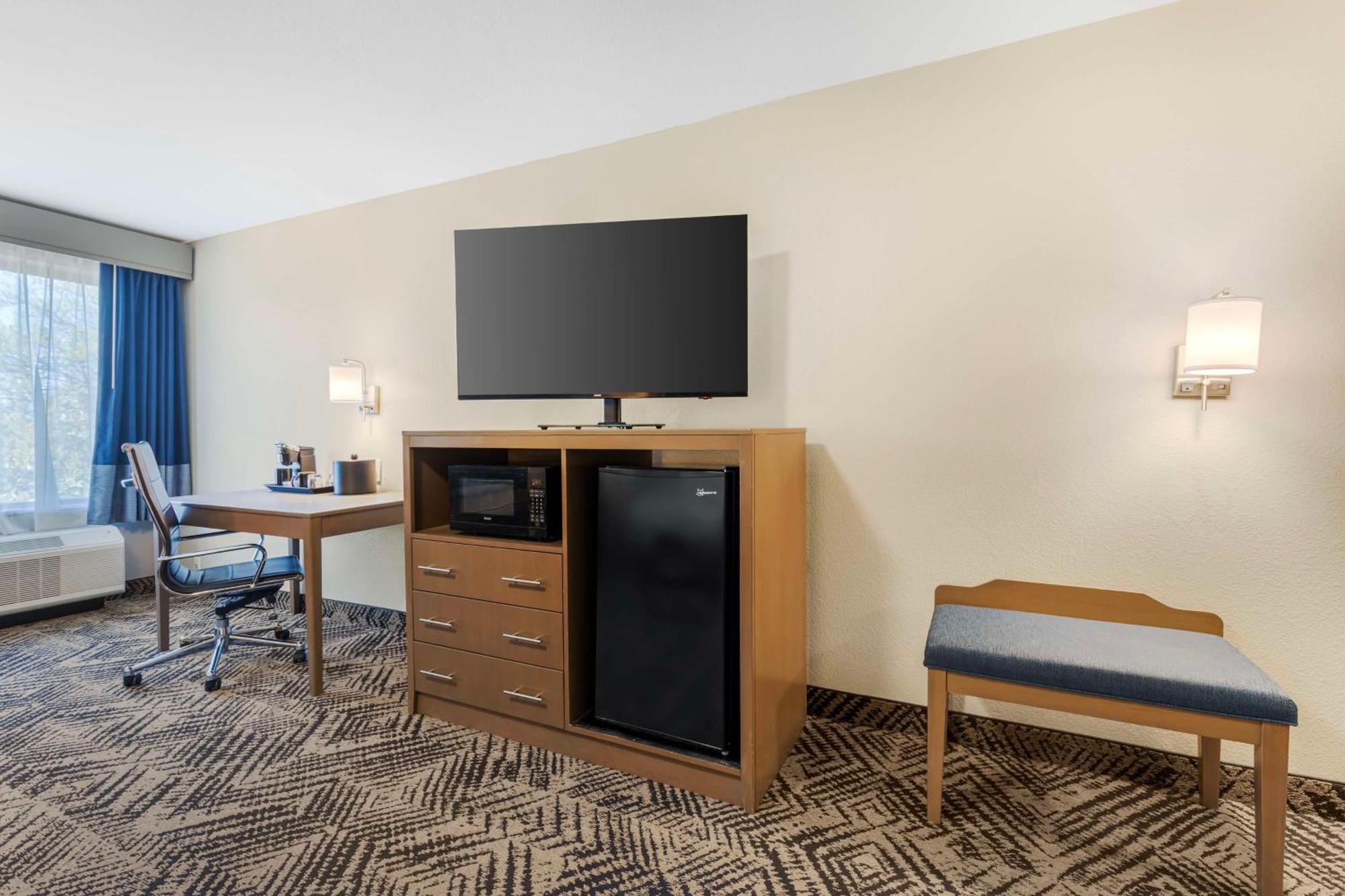 Best Western Plus Lewisville Flower Mound Exterior foto